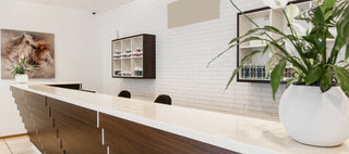 Where Should a Reception Desk Be Placed in a Beauty Salon?