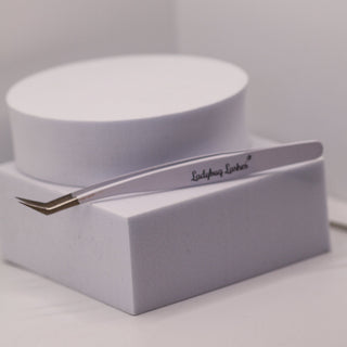 Angled Volume Tweezers Smooth Tip