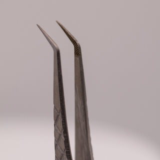 Angled Fibre Grip Volume Tweezers Silver or Pink