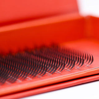 Anime Feather Lash Spikes 16 Row Tray