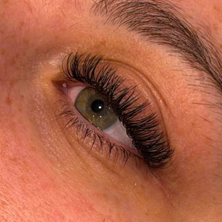 Cashmere Flat Classic Lashes – Single Length Trays