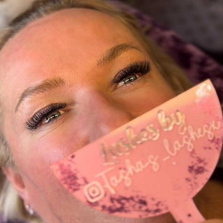 8D Clover Lashes – 16 Row Single Length Trays